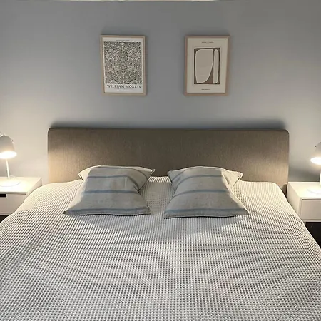 One Bedroom Basement In The Tromsø